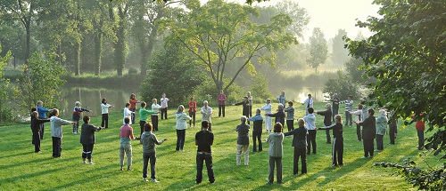 Qigong Gruppenbild Teilnehmer Paderborn